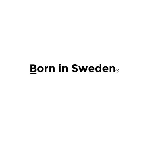 Born in Sweden-Logo, Salz- und Pfeffermühlen sowie verschiedene Bürsten aus Holz, Zeitungsständer aus Stahl, Teelichthalter und Gießkanne