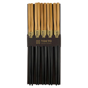 BLACK TWIST Essstäbchen / Chopsticks von Tokyo Design
Natur, Schwarz, Bambusholz
Anzahl der Stäbchen: 5 Paare