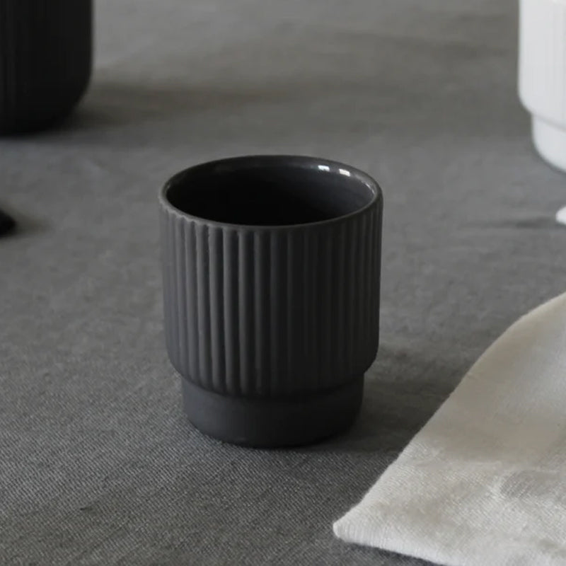 Home and Kitchen, Archive Studio, Espresso Becher "Column", 60ml - dunkelgrau
