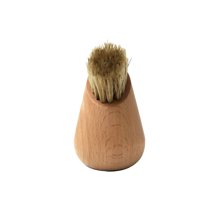 Pilzbürste von Born in Sweden aus natürlichen Materialien wie FSC-zertifiziertem Holz und Schweineborsten im Home-and-Kitchen.de Online Shop