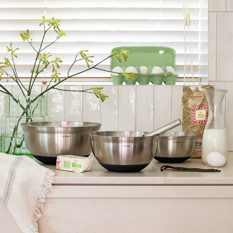 Stapelbare Edelstahl Rührschüsseln Brabantia PROFILE mit rutschfestem Boden 3 Größen im Online Shop von Home & Kitchen