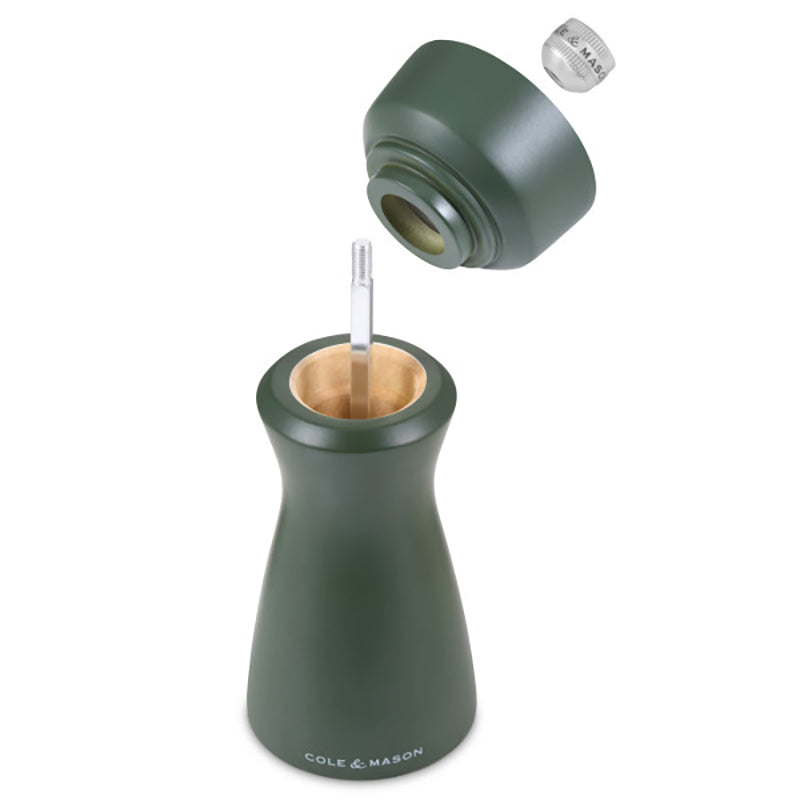 Befüllung der Kenton-Mühle mit Salz oder Pfeffer von Cole & Mason