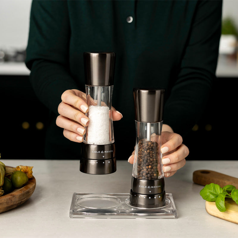Salzmühle und Pfeffermühle Derwent gibt es bei Home & Kitchen direkt im Set