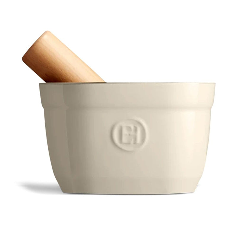 Weißer, großer Mörser mit Stößel von Emile Henry, Durchmesser 16 cm, in 3 Farben, 900 ml Füllvolumen, standfest, High Resistence Keramik, geruchs- und geschmacksneutral, dunkle Innenglasur