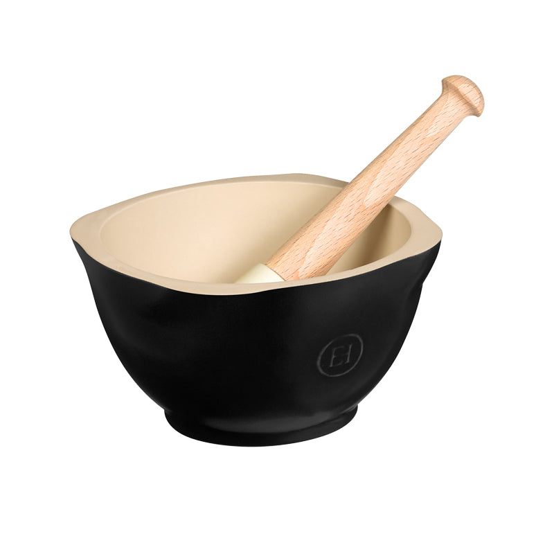 Emile Henry Mörser mit Stößel, Durchmesser 14 cm, in 2 Farben, Keramik-Stößel mit Holzgriff, 600 ml Füllvolumen, angeraute, unebene Innenseite für effiziente Ergebnisse, Logo auf der Vorderseite