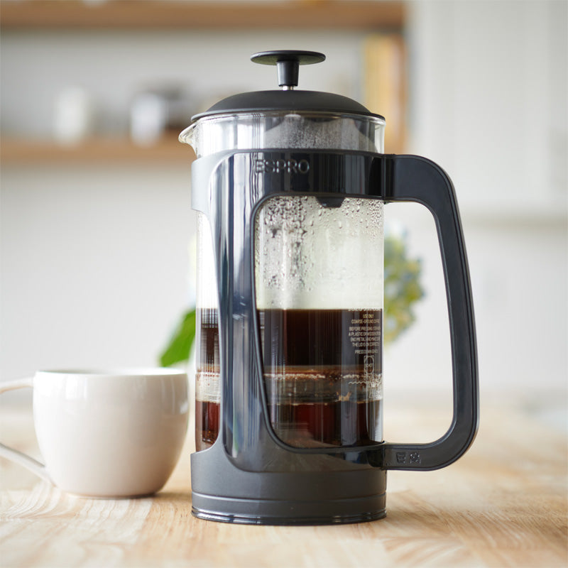 Espro gefüllt mit Kaffee Espro P3 French Press Everyday Kaffeebereiter - 950 ml, inklusive Filter, Höhe 24 cm, Borosilikatglas, Schwarz glänzend im Home-and-Kitchen Online Shop