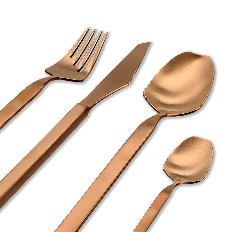 Detailansicht FACE Besteck Set CARACAS - Edelstahl - kupfer matt - 24 teilig, angefertigt in Portugal, im Home-and-Kitchen Online Shop