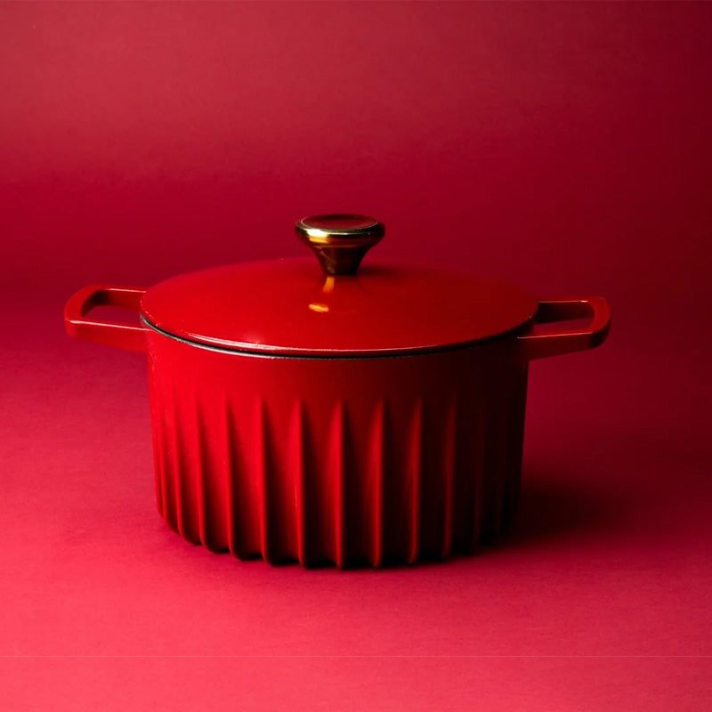 Beispielansicht FireUp Kochtopf No.1 - Gusseisen/Emaille - 26 cm - rot, Höhe 22 cm, Volumen 5 Liter, im Home-and-Kitchen Online Shop