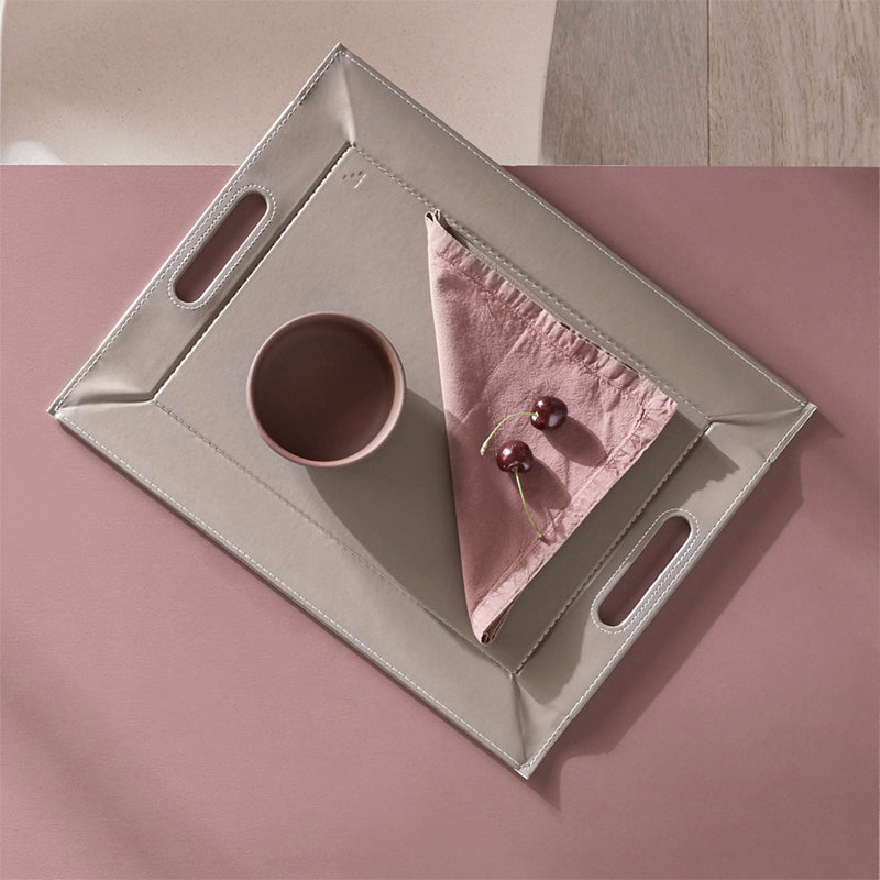 Dekobeispiel Freeform DUO Wendetablett – Kunstleder - 45 x 35 cm - Farbe taupe / weiß, beidseitig zu benutzen, mit Tragegriffen im Home-and-Kitchen Online Shop