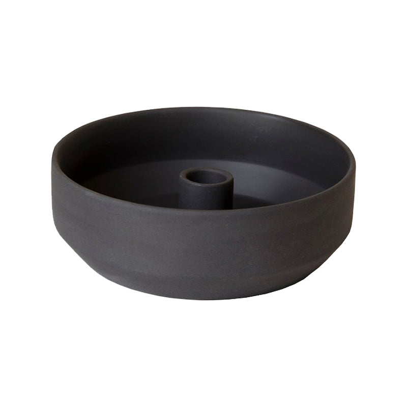 schlichte schwarze Keramik-Kerzenschale Sem von Home Delight für Stabkerzen, mit erhöhtem Rand, 
auch für Deko. Online-Shop Home-and-Kitchen.de