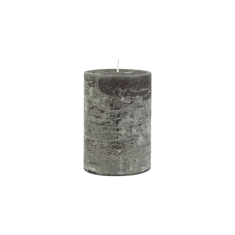 Stumpenkerzen/Blockkerzen von IB Laursen, dunkelgrau, 14 cm, 10 cm oder 7,5 cm, Durch-
messer 7 cm, rustikale Verarbeitung,
Brenndauer von 25 Stunden, 35 Stunden, 50 Stunden
gleichmässiges Abbrennen