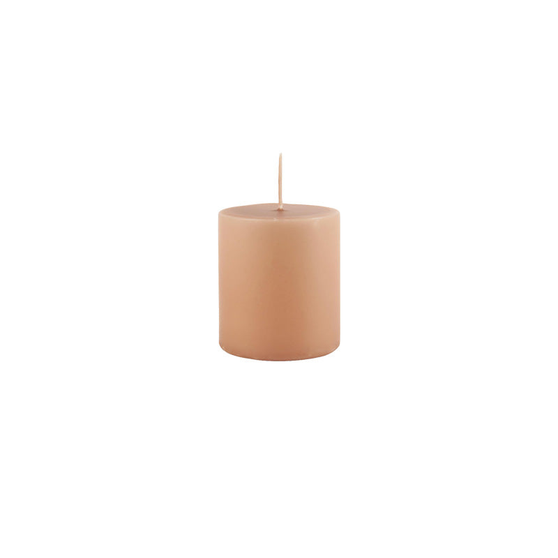 Mocca- farbige, glatte  Stumpenkerzen/Blockkerzen von IB Laursen aus Dänemark
Höhe 7 cm / Ø 6 cm
Brenndauer ca. 28 Stunden
sehr gute Größe für Windlichter und Adventskränze, gleichmäßiges Abbrennen 
