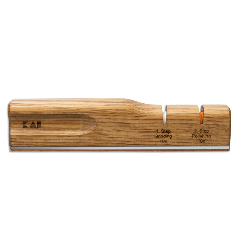 Holz - Messerschleifer NEW EDGE von Kai, ausgestattet mit japanischen  Schleif- und Poliersteinen sowie integrierter Winkel- und Führungs-mechanik, handgefertigt, aus geöltem Buchenholz
Online-Shop Home-and-Kitchen.de