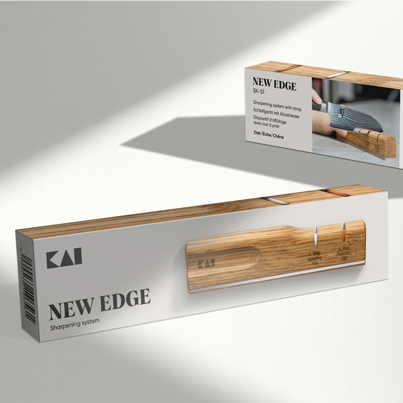 Der Holz - Messerschleifers NEW EDGE von Kai wird geliefert in einer ansprechenden Umverpackung.
Online-Shop Home-and-Kitchen.de