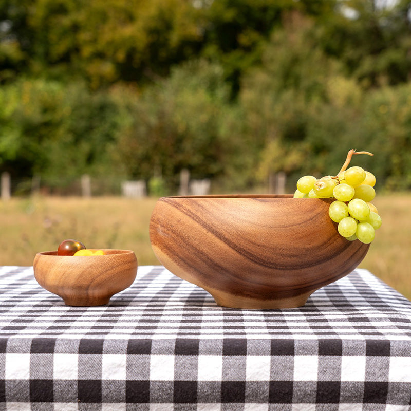 Auch als Obstschale geeignet  - runde Schüssel aus Akazienholz von Kinta, mit individueller Holzmaserung und kleinem Standfuß bei Online-Shop Home-and-Kitchen.de