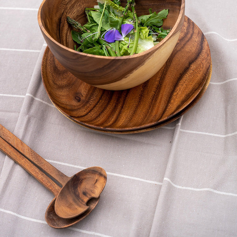 Ovales Akazienholz- Salatbesteck von KINTA, mit typischer Einkerbung, handgefertigt, modernes Design, für hohe Salatschüsseln geeignet