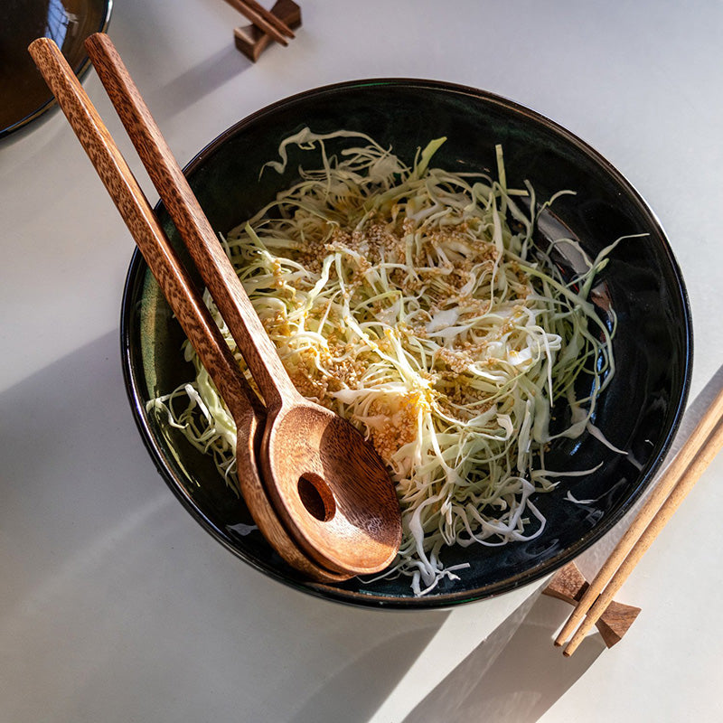 Für flache und hohe Schüsseln geeignet: Salatbesteck-Set von KINTA handgefertigt aus Akazienholz, moderne Form
Online-Shop Home-and-Kitchen.de