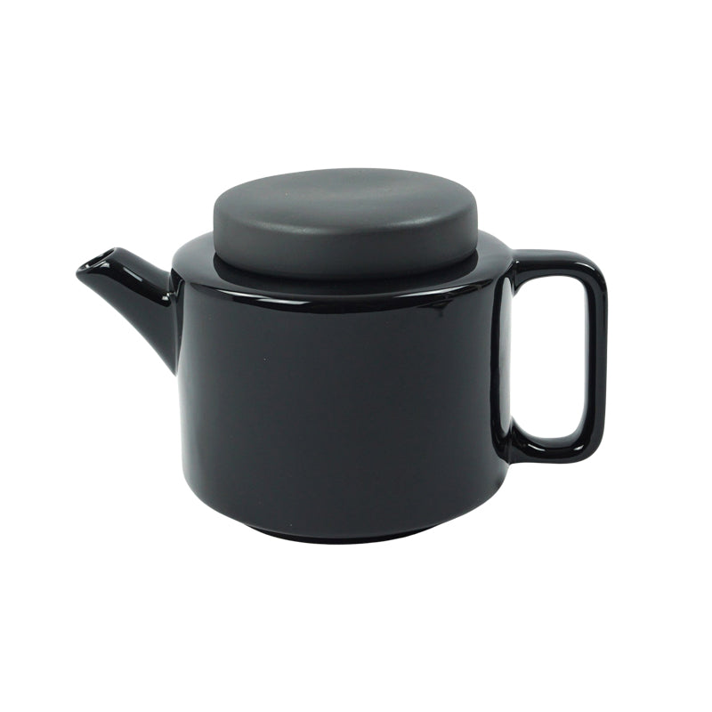 CYL Teekannen von KINTA, schwarz, 
Steingut, glänzend, Deckel matt, großer Griff, runder Deckel
FAIR TRADE und nachhaltig produziert
Größe 950 ml: Höhe 13,5 cm, Ø 13,5 cm / Größe 1350 ml: Höhe 14,5 cm, Ø 14,5 cm
