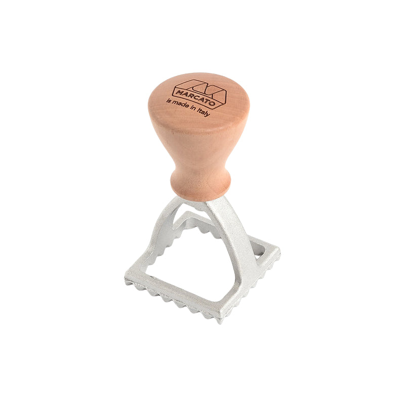 Quadratischer Ausstecher/Stampini von Marcato, 48 mm, mit Holzgriff, Form aus Aluminiumguss, , für das Ausstechen von Plätzchen, Fondant, Ravioli ec.