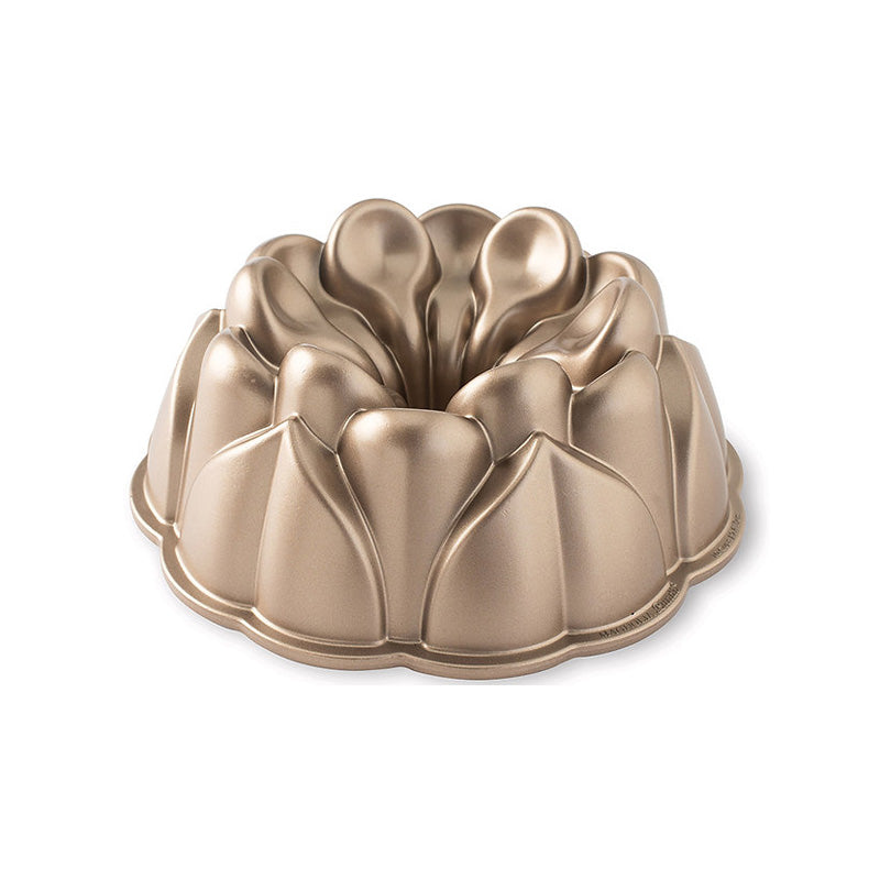 MAGNOLIA-Backform von Nordic Ware, mit Blütenmuster, Aluminiumguss, PFAS-freie Antihaftbeschichtung, 