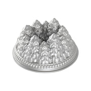 Runde Gugelhupfform Tannenwald von Nordic Ware, Durchmesser 24,8 cm, Aluminiumguss, PFAS-freie Antihaftbeschichtung