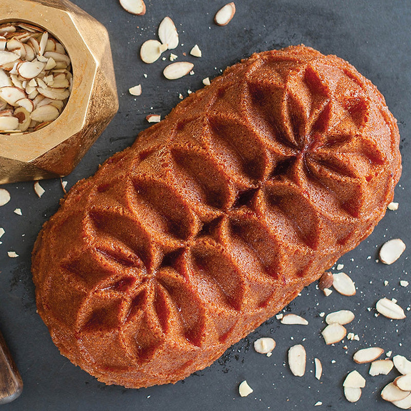 Kuchen aus der Nordic Ware Kastenform JUBILEE