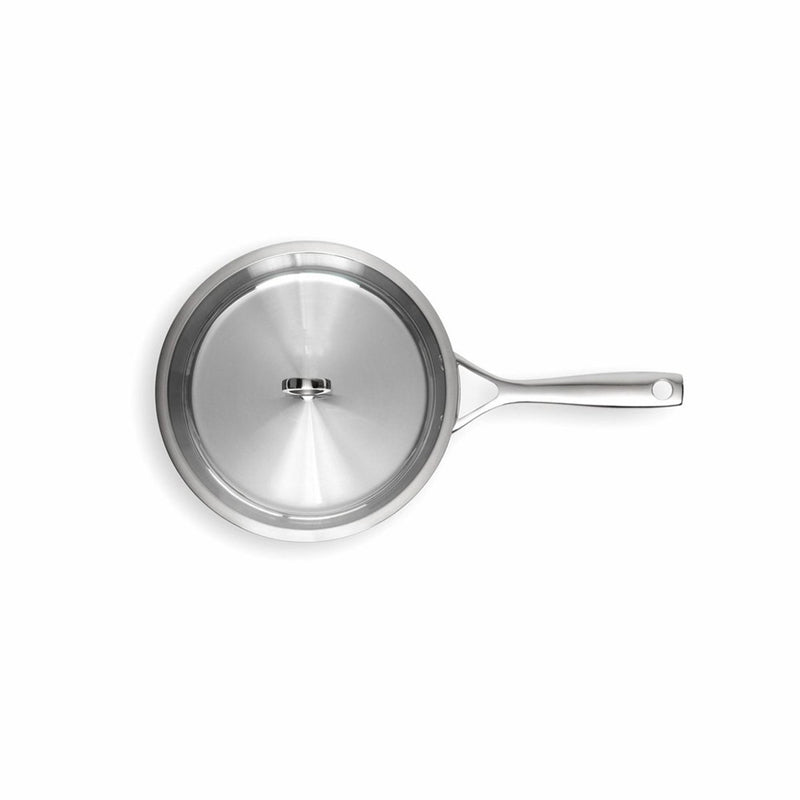 Sicht von oben: Unbeschichtete Kupferkern-Bratpfanne von Olavson,  Durchmesser 24 cm, PFAS-frei,  Glasdeckel mit Ringknopf, langer Stielgriff. Online-Shop Home-and-Kitchen.de
