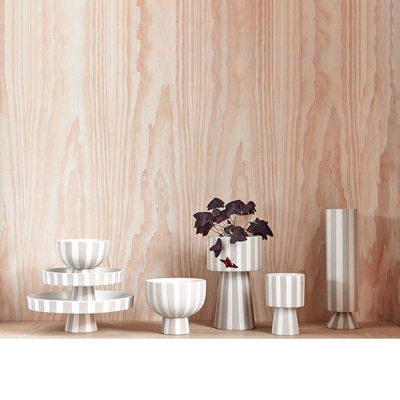 Kombinierbar mit anderen Artikeln aus der gleichen Serie: TOPPU Tortenplatte / Schale von OYOY, mit Fuß, und Streifenmuster, in verschiedenen Farben, handbemalt
Online-Shop Home-and-Kitchen.de