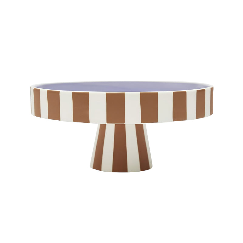 TOPPU TRAY Tortenplatte von OYOY
Durchmesser 20 cm, Höhe 9 cm, 
handbemalte Keramik mit Streifenmuster, innen unifarben, mit kleinem Standfuß, lebensmittelgeeignet,
Farben Clay, Schwarz + Weiß, Caramel + Lavender. Online-Shop Home-and-Kitchen.de