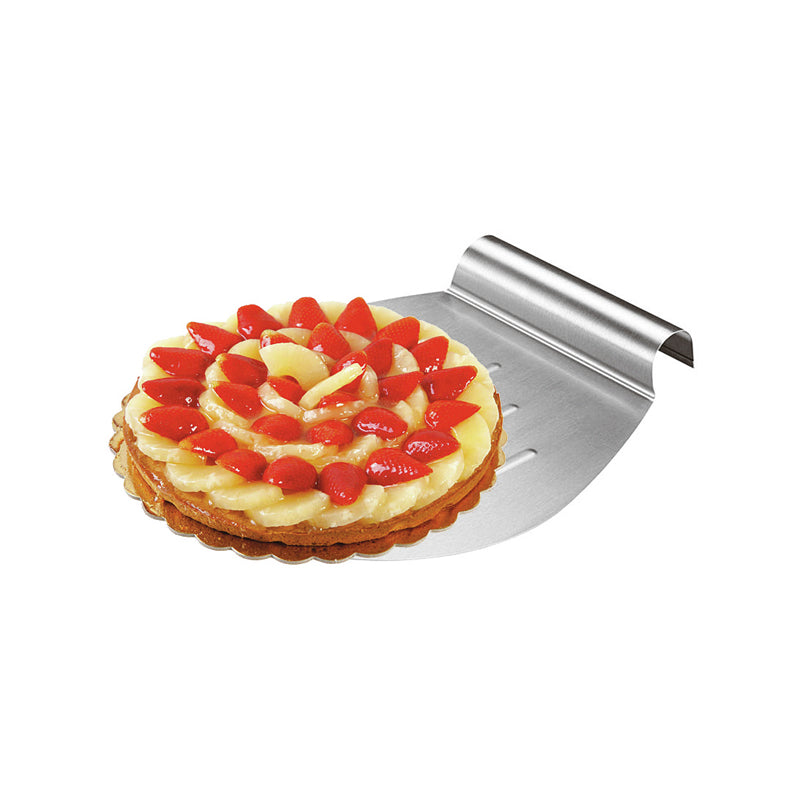 Kuchenheber von Paderno mit einem Obstkuchen