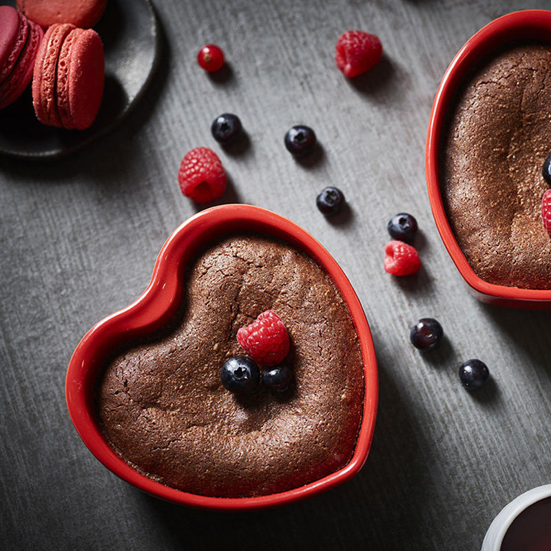 Dessertvorschlag: Keramik-Backform Herz FOR YOU von Peugeot, 2-er Set, Farbe Rot, abriebfeste Glasur, Online-Shop Home-and-Kitchen.de