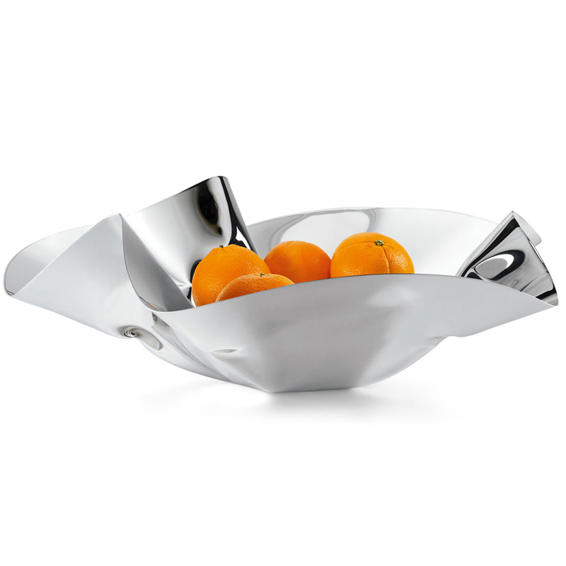MARGARETHE Schale von Philippi Design, von Hand gefaltet,
hochglanz-polierter Edelstahl,
lebensmittelgeeignet - auch für Obst
Höhe 11 cm / Ø 32 cm