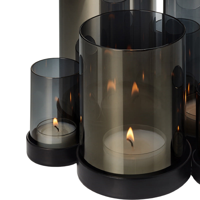LICHTERMEER, Windlicht, schwarz, graues Glas, von Philippi Design, Größe von 24x22x19 cm. 