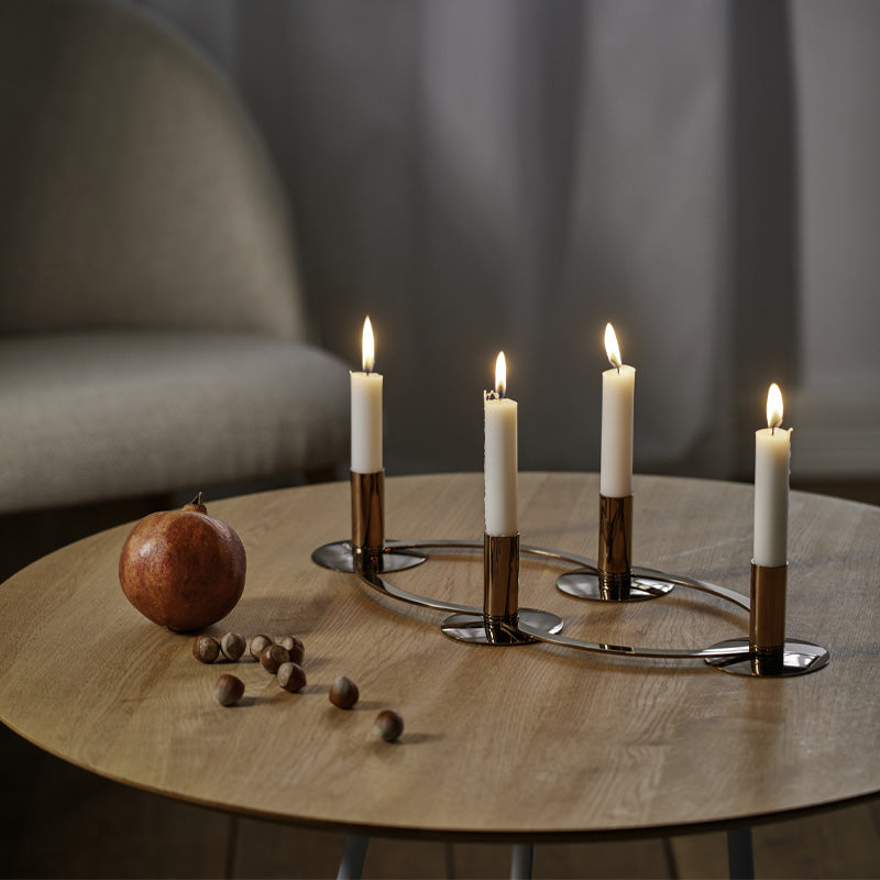 Alternative zum Adventskranz: LA SERENA, Kerzenständer, 4 Gelenke zum verändern der Form, mit Stabkerzen, von Philippi Design