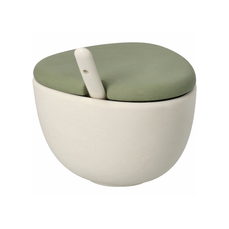 Stylisch und in den Farben Beige und Olivgrün, sieht die Zuckerdose CUCINA ITALIANA von Räder Design auf jedem Tisch gut aus. Sie ist aus Steingut, ist außen matt und innen glasiert und für alle trockenen Lebensmittel geeignet - nicht nur für Zucker!