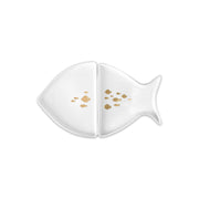 Biete deinen Gästen auf dem 2-teiligen Fisch-Schalen-Set von Räder Design leckere Snacks und Knabbereien an. Die Schalen sind innen glasiert und haben eine matte Außenwand. Ihre Größe beträgt  15,7x12,1x1,4 cm, ist aus Porzellan und hat Fischmotive in Decal-Print auf dem Boden der Schale.