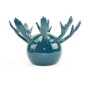 Die große HAND-Keramik-Obstschale von Rebirth Ceramics hat einen Durchmesser von 30 cm. Und genau deshalb ist sie besonders dekorativ als Obstschale. Sie ist aus 100 % natürlicher Keramik, wurde in Italien hergestellt und ist ein Unikat, was auch ohne Obst als Dekoelement auffällt. Im Online-Shop Home-and-kitchen.de