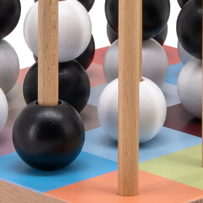 32 schwarze und weiße Kugeln gehören zu SOGO, dem dreidimensionalen "4-gewinnt-Spiel" von Remember Online-Shop Home-and-Kitchen.de