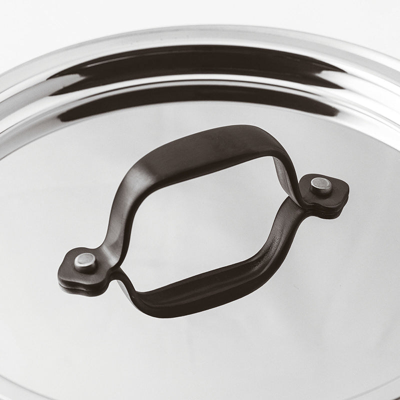 Deckel  mit großem Griff am Edelstahl-Fleischbräter von Sambonet, HOME CHEF-Serie,  Größe 28 cm.