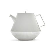 Teekanne NIDA aus feinem Bone China-Porzellan, weiß, wurde entworfen von Designerin Ann Van Hoey für Serax.  