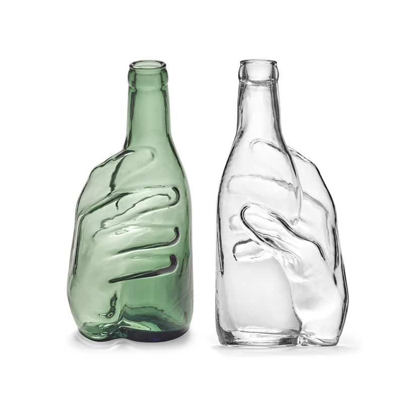 Grün und transparent nebeneinander. In dieser Kombi sehen die beiden Glaskaraffen richtig stylisch aus. 