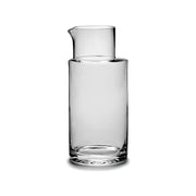 Glaskaraffe INNER CIRCLE von Serax mit 2,5 l Volumen, geeignet für Saft, Wasser oder Kaltgetränke. Transparenter Grauton, modern gestaltet 
