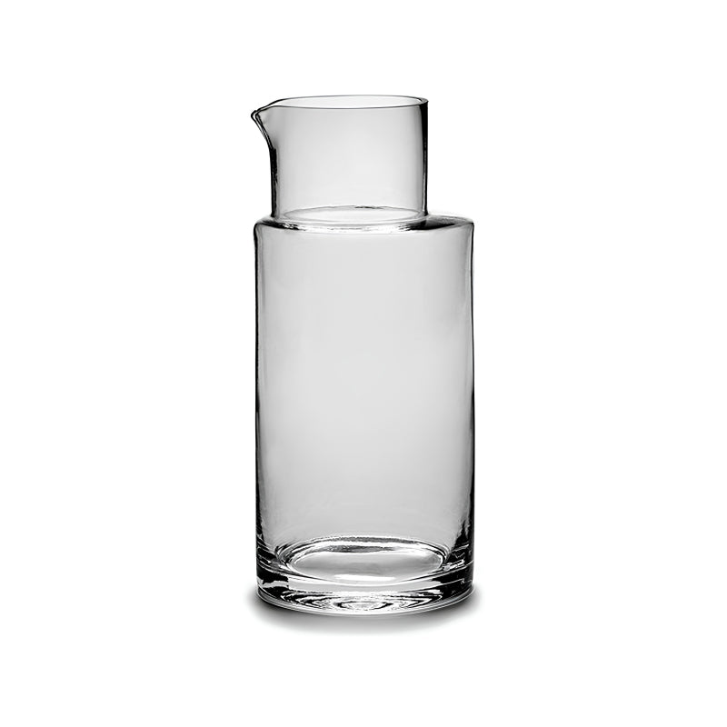 Glaskaraffe INNER CIRCLE von Serax mit 2,5 l Volumen, geeignet für Saft, Wasser oder Kaltgetränke. Transparenter Grauton, modern gestaltet 