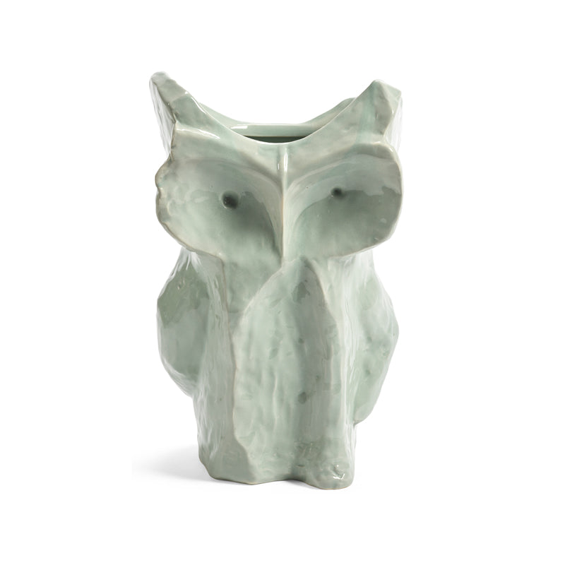 Steingut-Vase AFTER MIDNIGHT in entstand durch Kooperation mit dem ital. Modehaus Marni. Es gibt sie in 3 verschiedenen Größen und 3 unterschiedlichen Farben.  