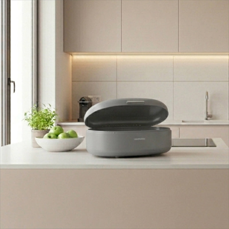 Aufklappbarer Deckel Brotkasten PANEA von Siegwerk, Größe M,  Farbe Grau, Metallgriff,  pulverbeschichtetes Stahlblech, Größe 33 cm, in 5 verschiedenen Farben im  Online-Shop Home-and-Kitchen.de