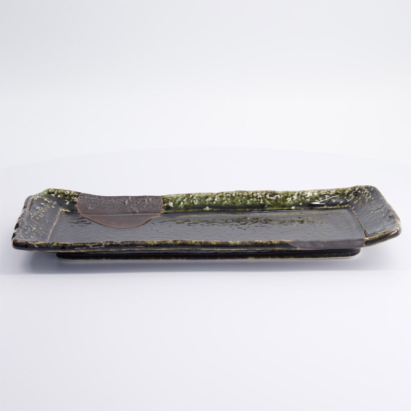 Dunkelgrüne MINO CRAFT Servierplatte von Tokyo Design, original aus Japan, Keramik, rechteckig, glänzend, Muster in braun matt.
Online-Shop Home-and-Kitchen.de
