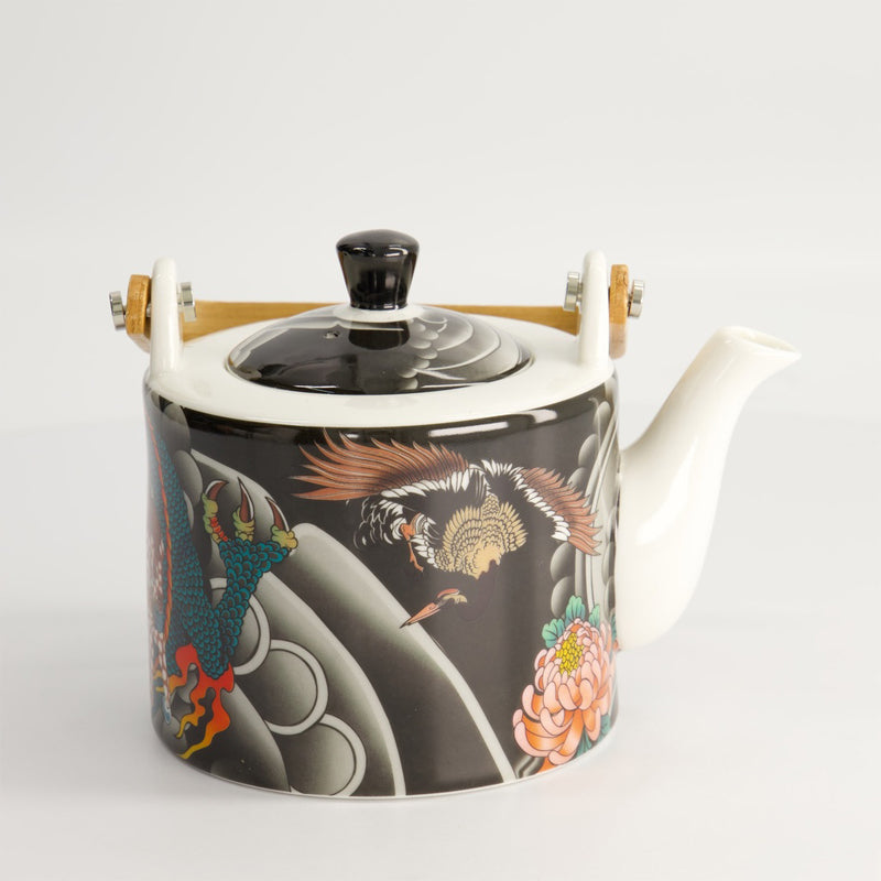 KAWAII YAKUZA DRAGON Teekanne von Tokyo Design, Deckel mit schwarzem Knopf, Porzellan
Online-Shop Home-and-Kitchen.de 
