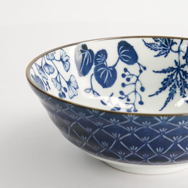 Innenansicht CRANE Ramen-Schale von Tokyo Design, Porzellan, florale Motive, Dunkelblau, Weiß, Höhe 7,8 cm, Ø 21 cm, Online-Shop Home-and-Kitchen.de