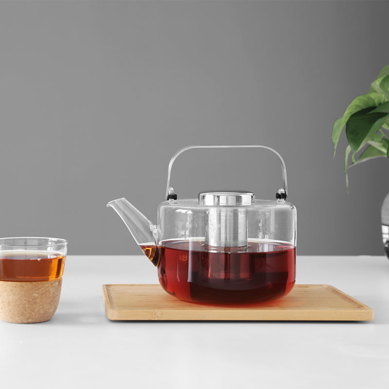 BJORN Teekanne von Viva Scandinavia Teesieb und Steckdeckel aus Edelstahl, langer Ausgießer, Henkel aus gebürstetem Edelstahl
Online-Shop Home-and-Kitchen.de