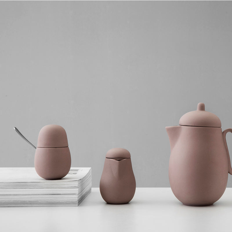 NINA 5-teiliges Milch- und Zucker-Set von Viva Scandinavia, in der Farbe  powder-braun, aus Porzellan, dazu passende Kaffeekanne aus der gleichen Serie
Online-Shop Home-and-Kitchen.de
